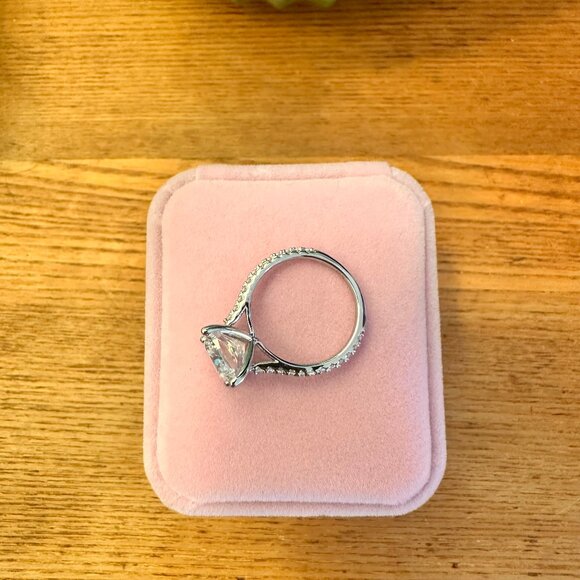 NEW 14k White Gold 4 Carat Moisssanite Ring, size 6.5 - Picture 9 of 12